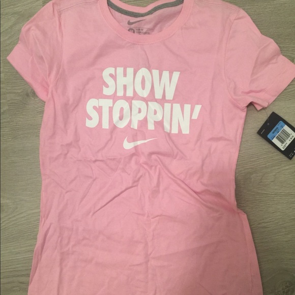 New nike pink tshirt size medium - Picture 1 of 2